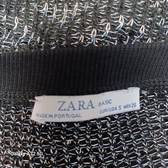 Zara Women Sz S Black and Gray Patterned Crop Top The label is missing, look at - Picture 10 of 12